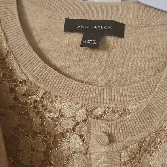 Twin Set! - Picture 2 of 6